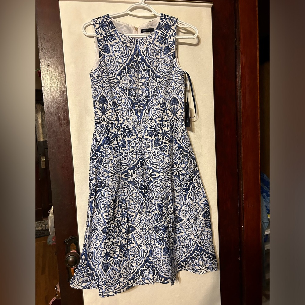 New with tag Tommy Hilfiger woman blue & white dress, Sz 2